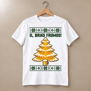 Tricou alb cu brad auriu în culori de bere, spumă albă și o halbă mică drept trunchi, mesaj O brad frumos